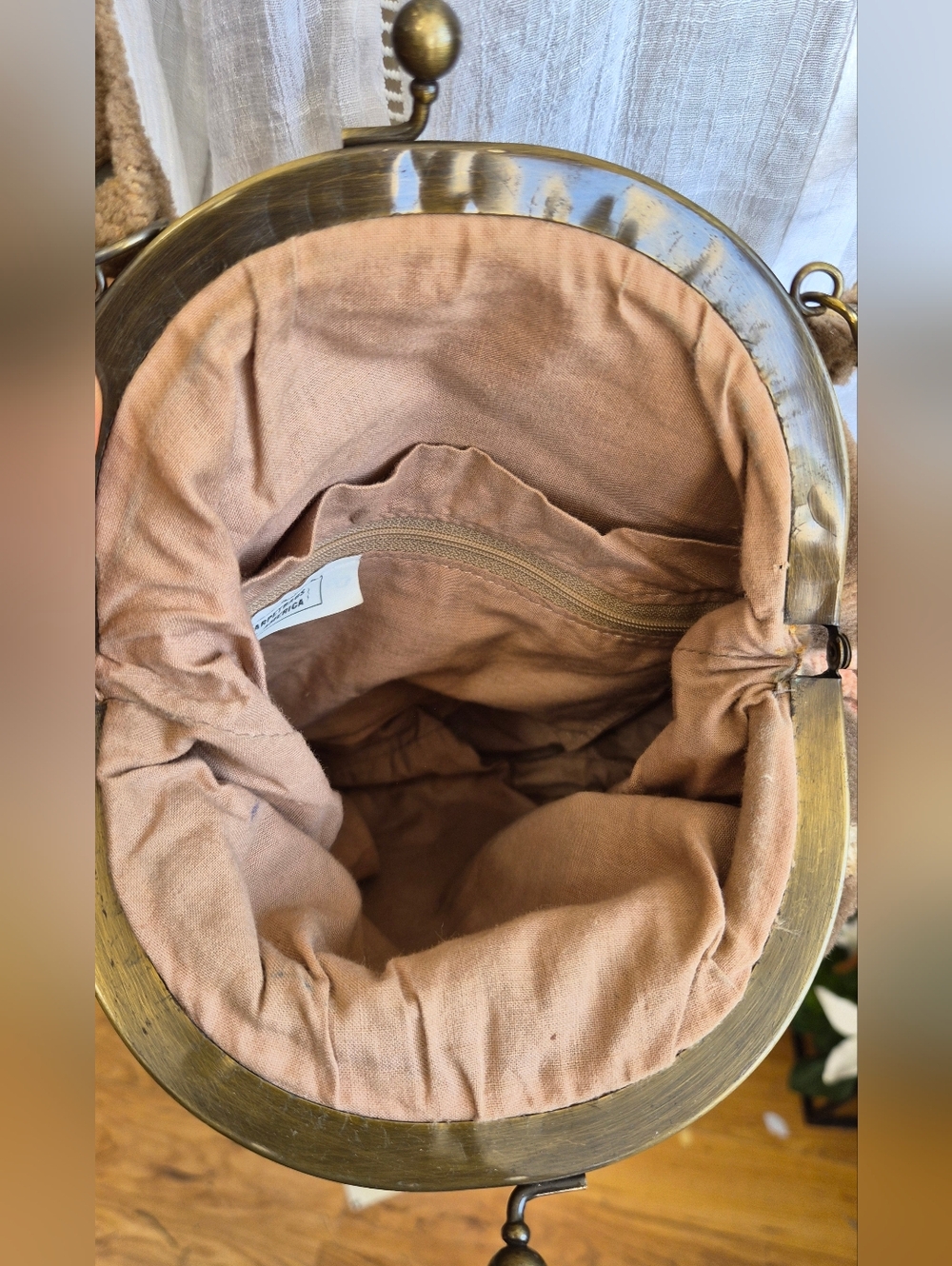 Vintage Carpetbag Brown Velvet Floral Crossbody Bag - Picture 7 of 14